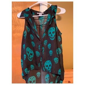High low skull blouse